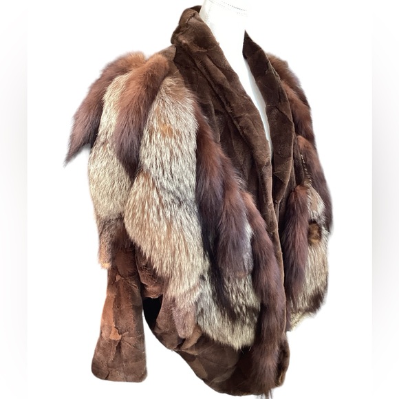 RARE Adrienne Landau for Saks Fifth Ave Sable, Mink & Fox Coat. (fc) - Picture 6 of 16